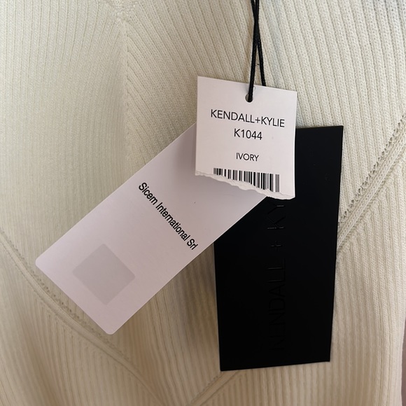 Kendall + Kylie Ivory Ribbed Bodycon Tank Top size S- NWT - Picture 4 of 14